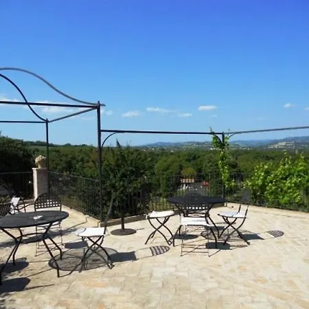 Gli Appartamenti Di Torre Bertona Todi